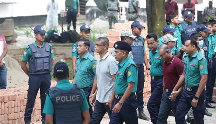 হেফাজতে থাকা ১৫ সেনা কর্মকর্তাকে কারাগারে পাঠানোর নির্দেশ দিয়েছে ট্রাইব্যুনাল